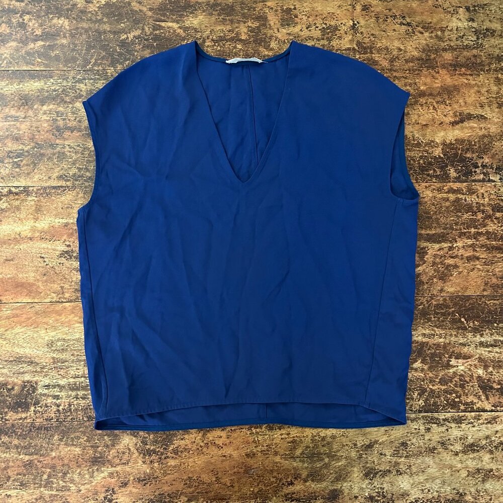 Everlane Japanese Goweave V-Neck
